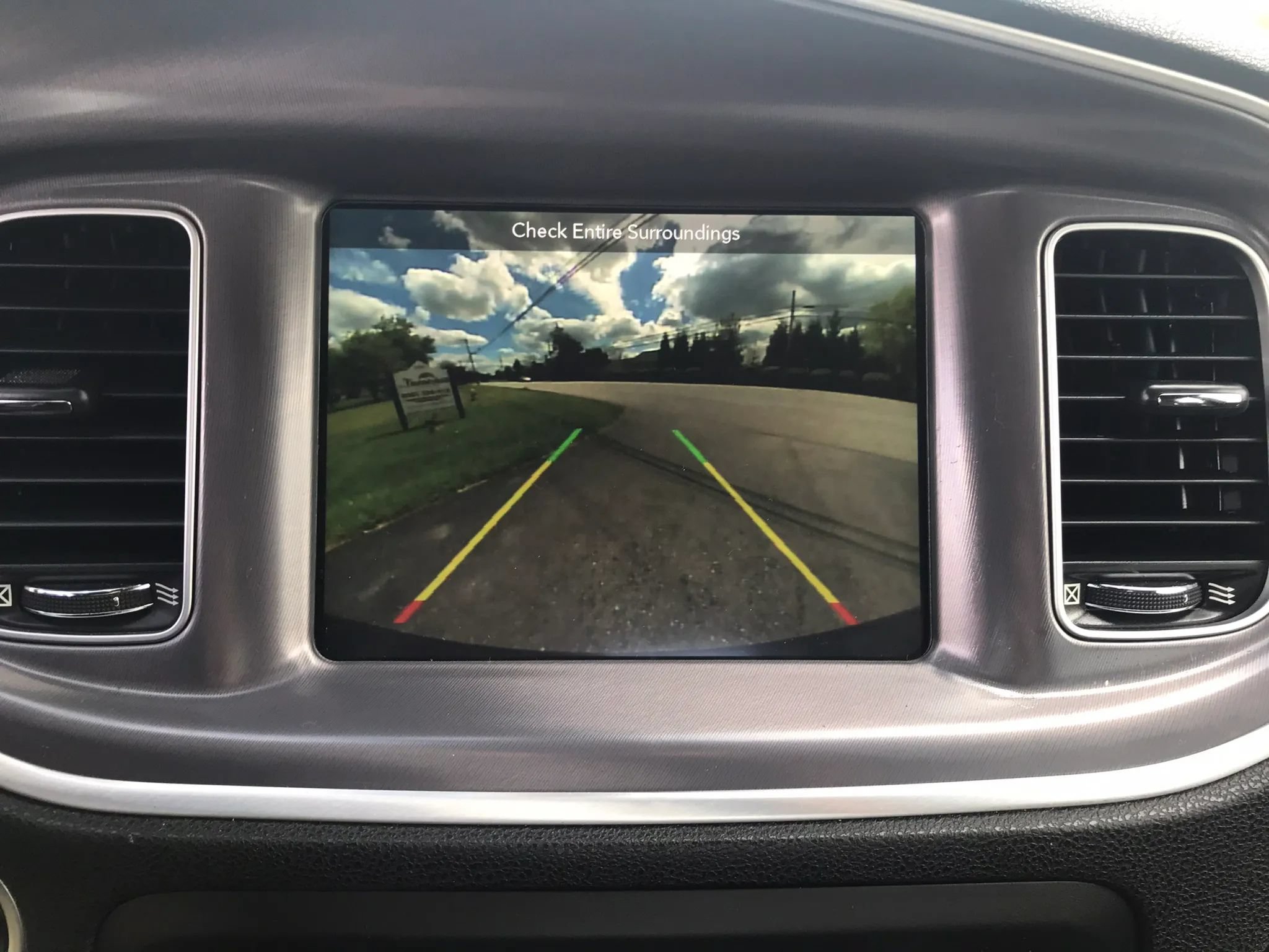 Used 2019 Dodge Charger SXT AWD/4WD image 19