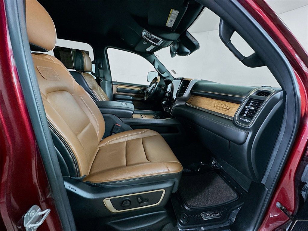 Used 2022 RAM 1500 Limited image 11