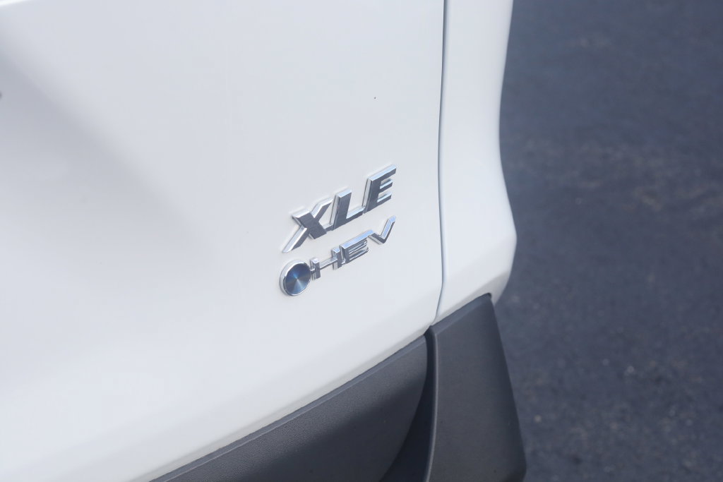 Used 2025 Toyota RAV4 XLE Premium w/ Weather Package AWD/4WD image 33