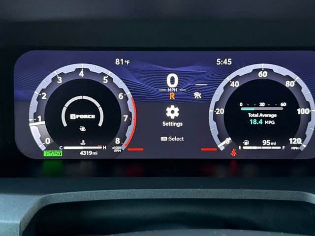 Used 2025 Toyota 4Runner 4WD image 32