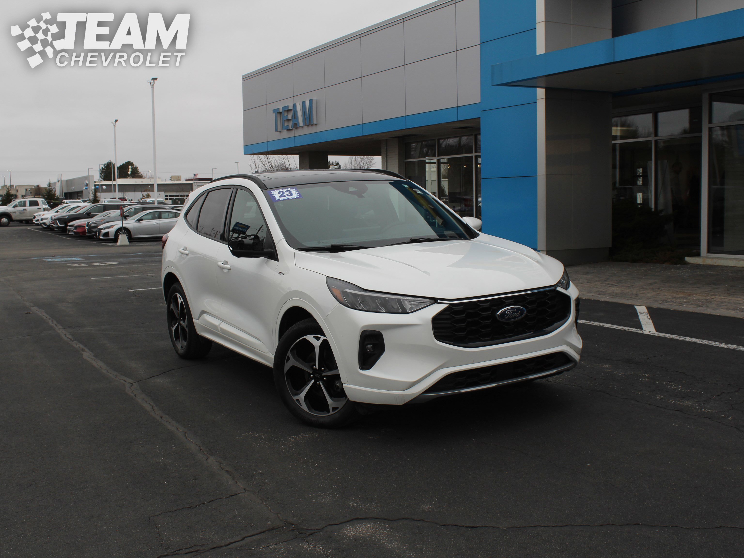 Used 2023 Ford Escape ST-Line Select w/ Tech Pack #2 image 2