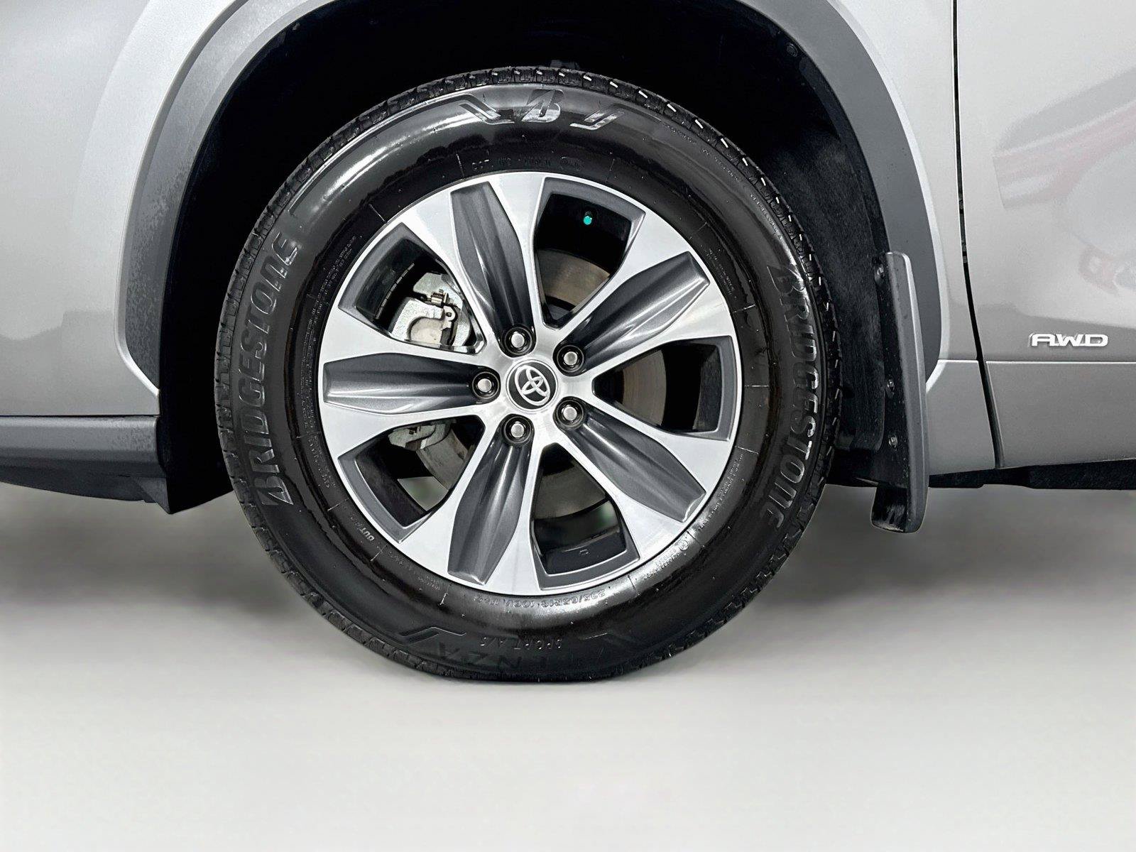 Certified 2026 Toyota Highlander XLE AWD/4WD image 45