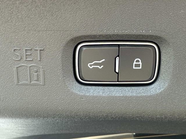 New 2026 Lincoln Navigator L Black Label image 16