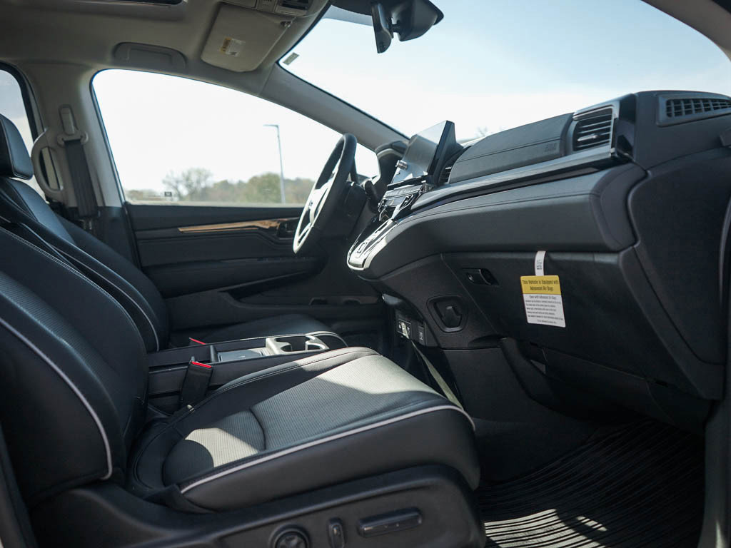New 2026 Honda Odyssey Elite image 11