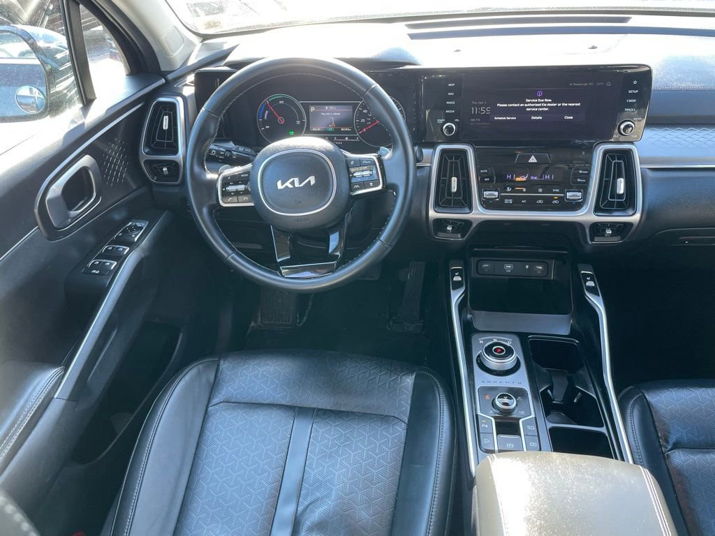 Used 2023 Kia Sorento EX image 9