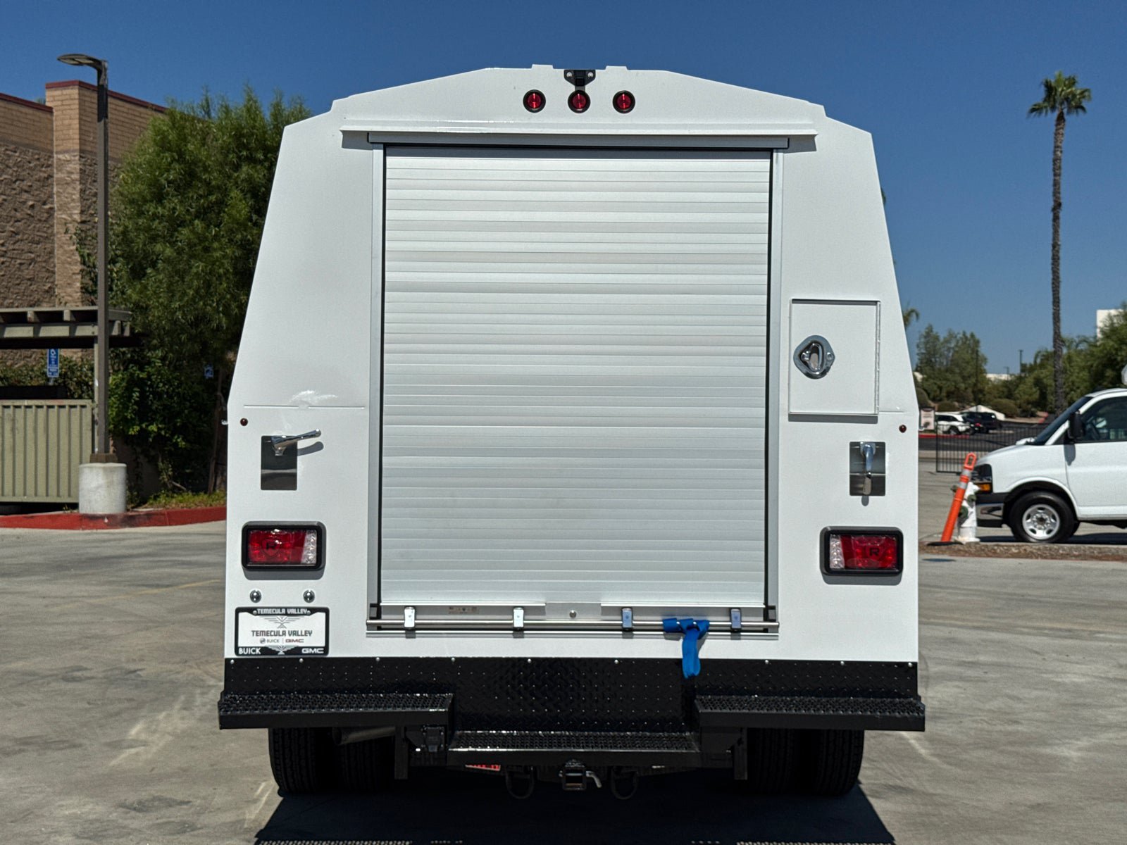 New 2025 GMC Savana 3500 w/ Power Convenience Package RWD image 12