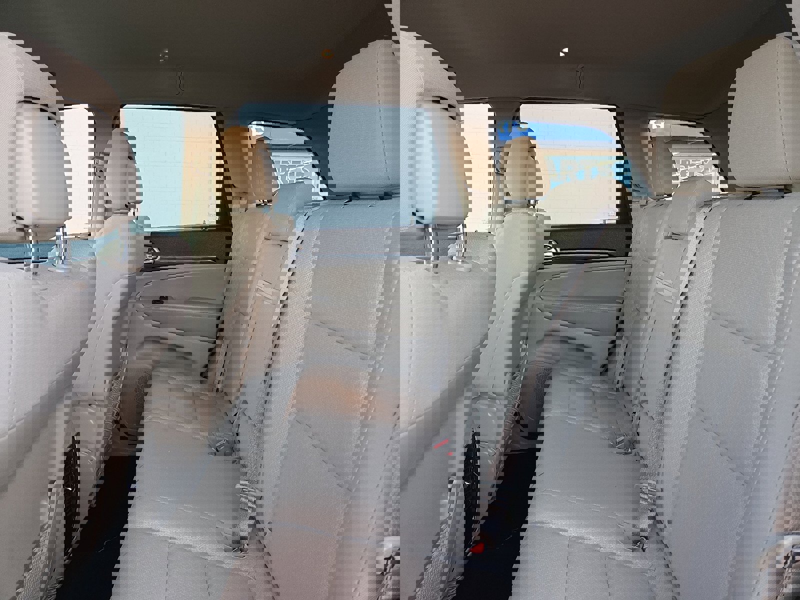 Used 2021 Jeep Grand Cherokee Laredo image 6