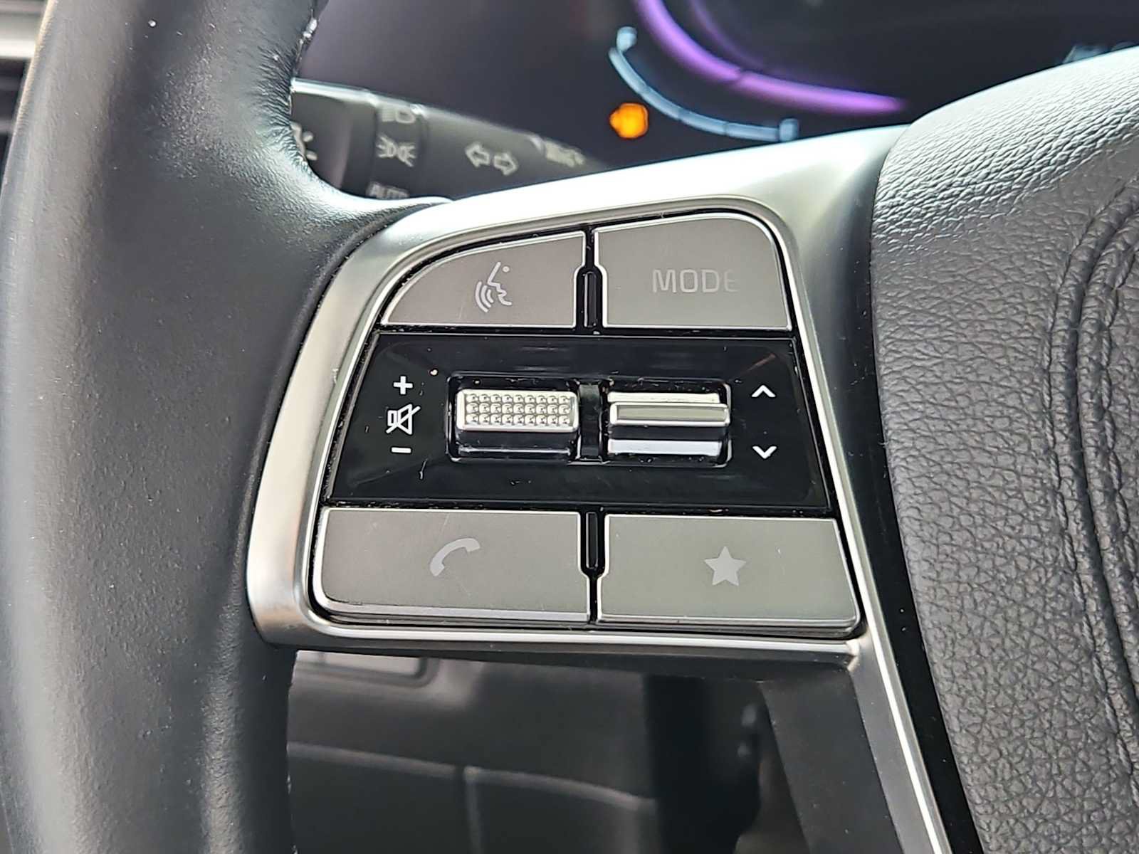 Certified 2025 Kia Telluride AWD image 17
