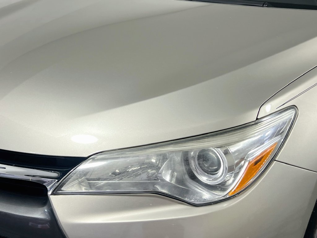 Used 2017 Toyota Camry XLE FWD image 9