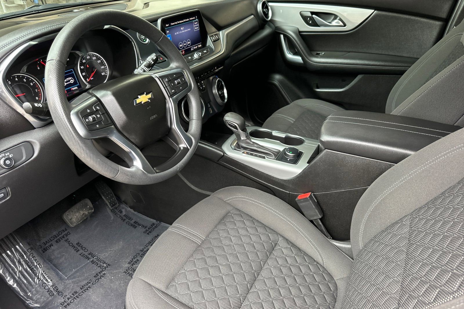 Certified 2022 Chevrolet Blazer LT w/ LPO, Black Grille Bar Package image 10