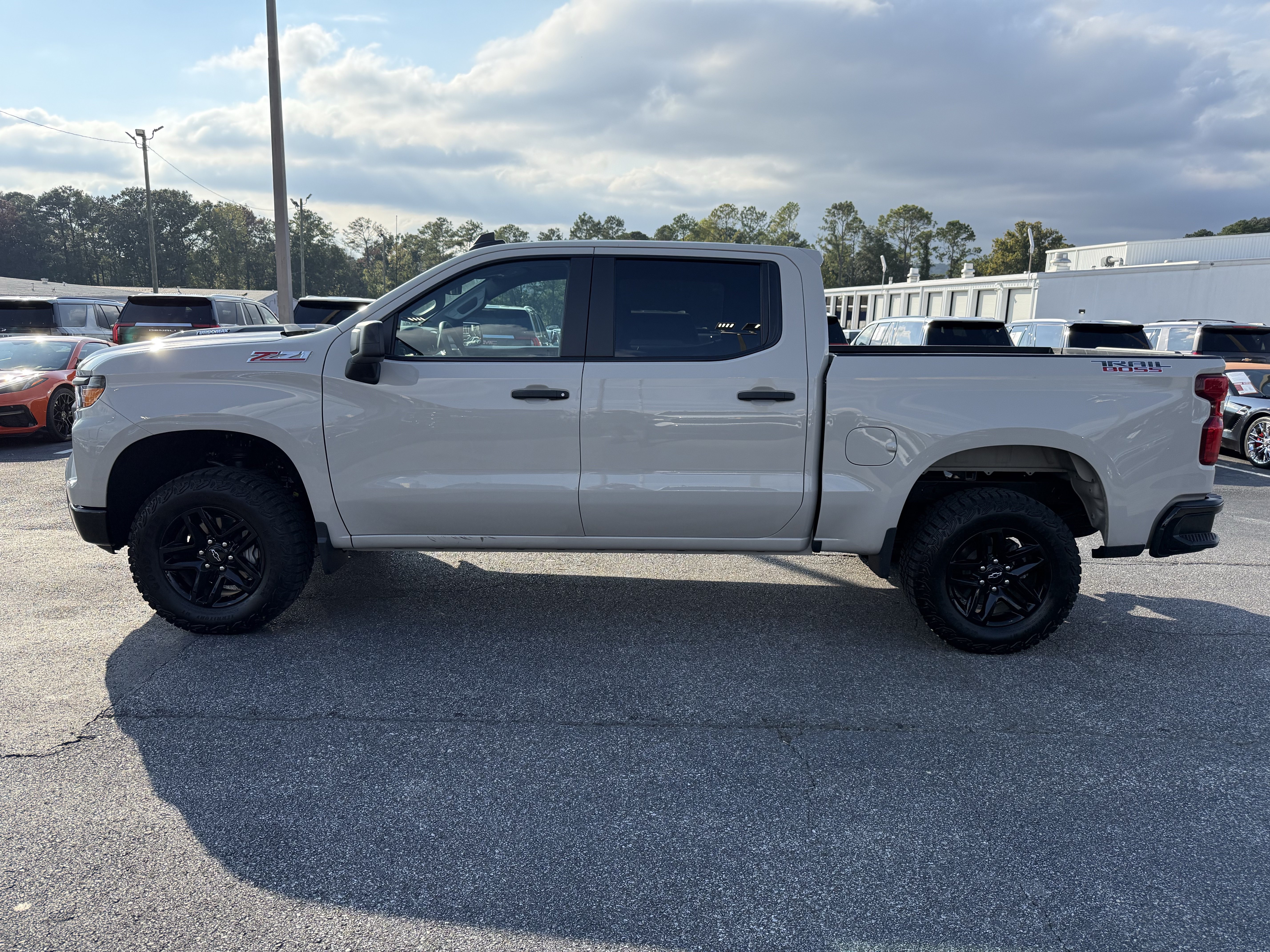 New 2026 Chevrolet Silverado 1500 Custom Trail Boss AWD/4WD image 7