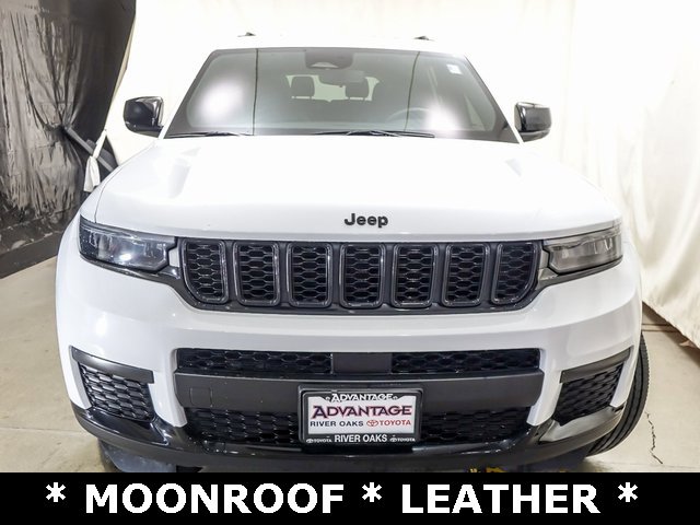 Used 2023 Jeep Grand Cherokee L Laredo image 3