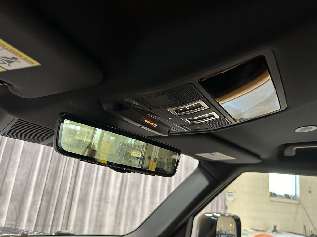 Used 2024 Land Rover Defender 130 X image 26