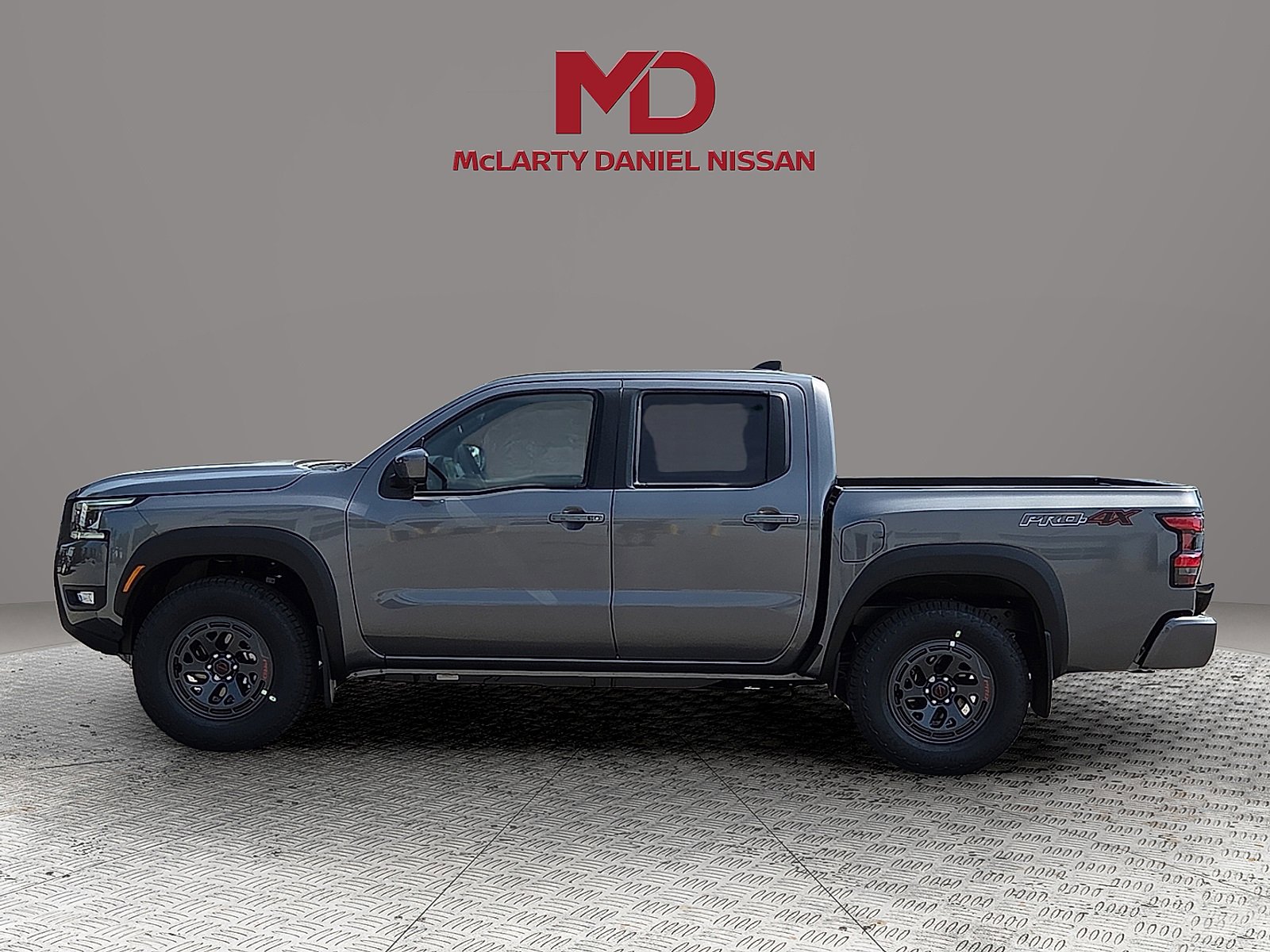 New 2026 Nissan Frontier PRO-4X w/ Pro-4x Convenience Package image 3