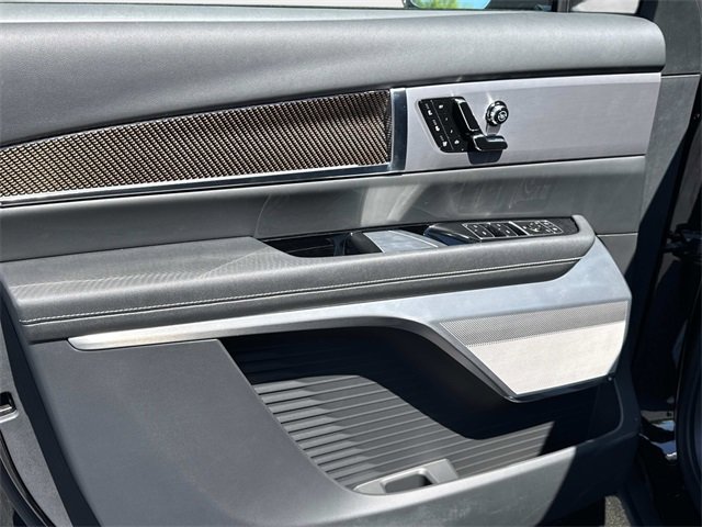 New 2026 Cadillac Vistiq Luxury w/ LPO, Floor Liner Package image 19