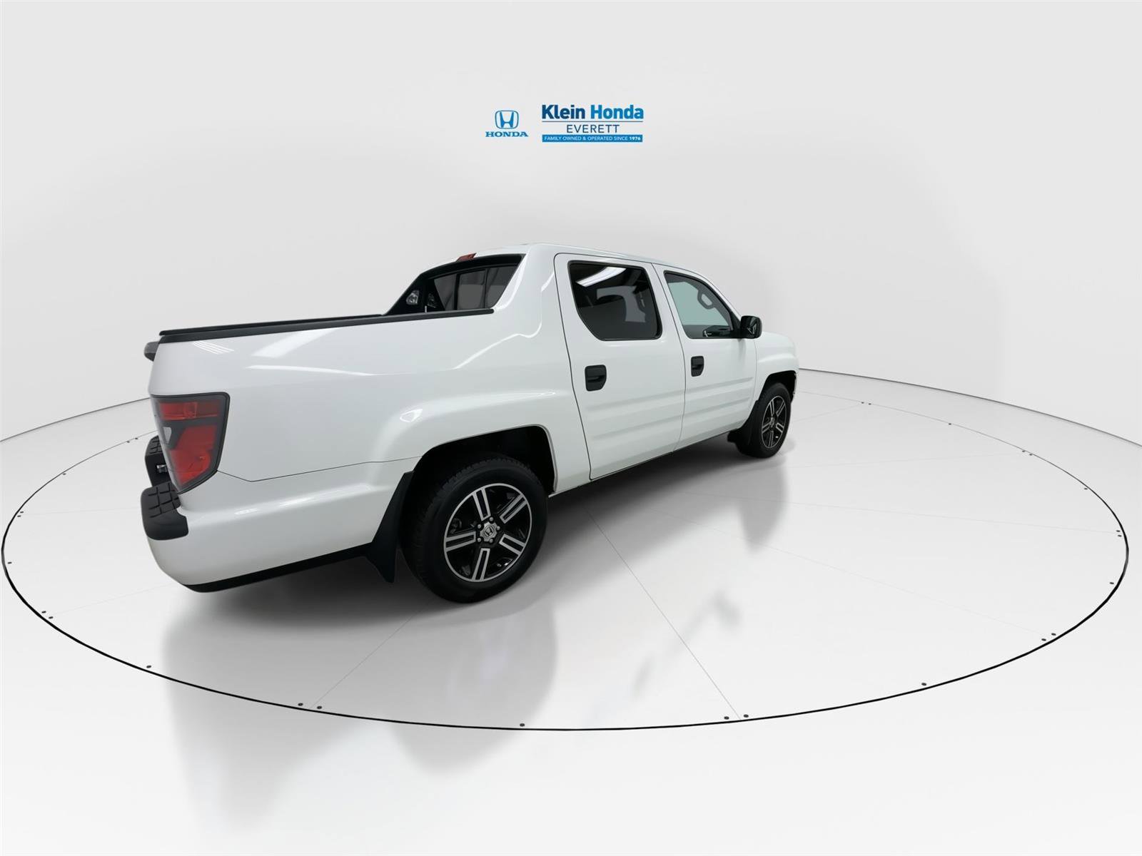 Used 2013 Honda Ridgeline Sport image 2