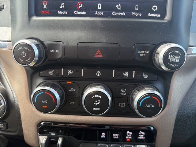 Used 2021 RAM 1500 Laramie w/ Off Road Group AWD/4WD image 35