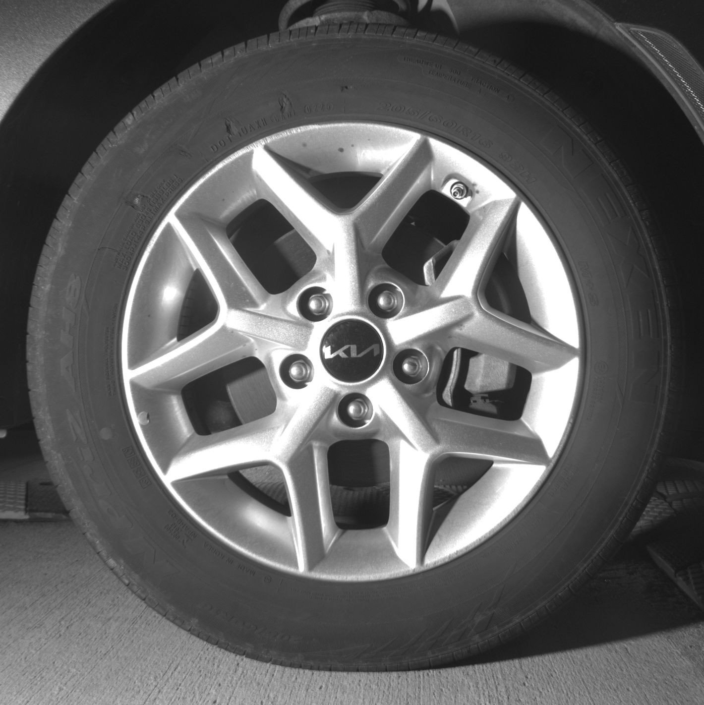 Used 2025 Kia Soul LX w/ LX Technology Package image 18