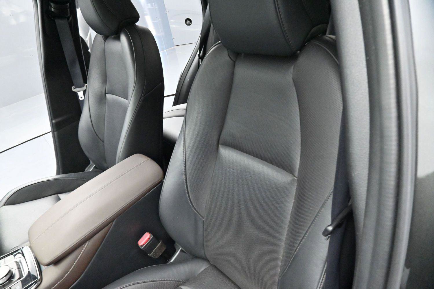 Used 2021 MAZDA CX-30 FWD 2.5 S w/ Premium Package image 15