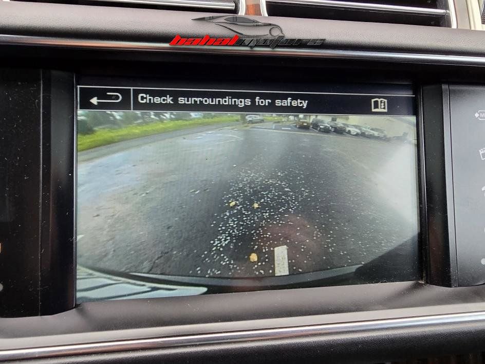 Used 2016 Land Rover Range Rover HSE image 29