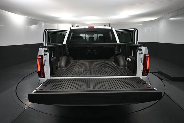 Used 2025 Ford F150 Lariat AWD/4WD image 35