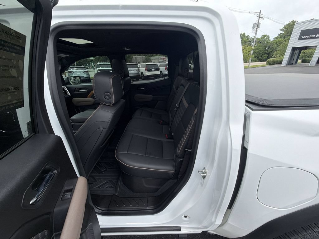 Used 2024 GMC Canyon Denali AWD/4WD image 23