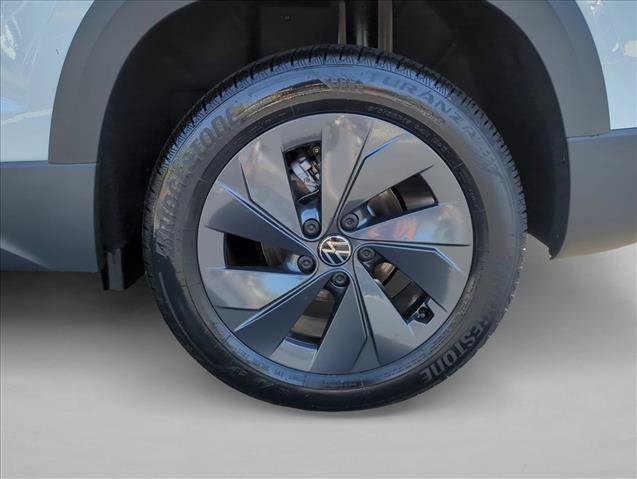 New 2027 Volkswagen Taos S FWD image 12
