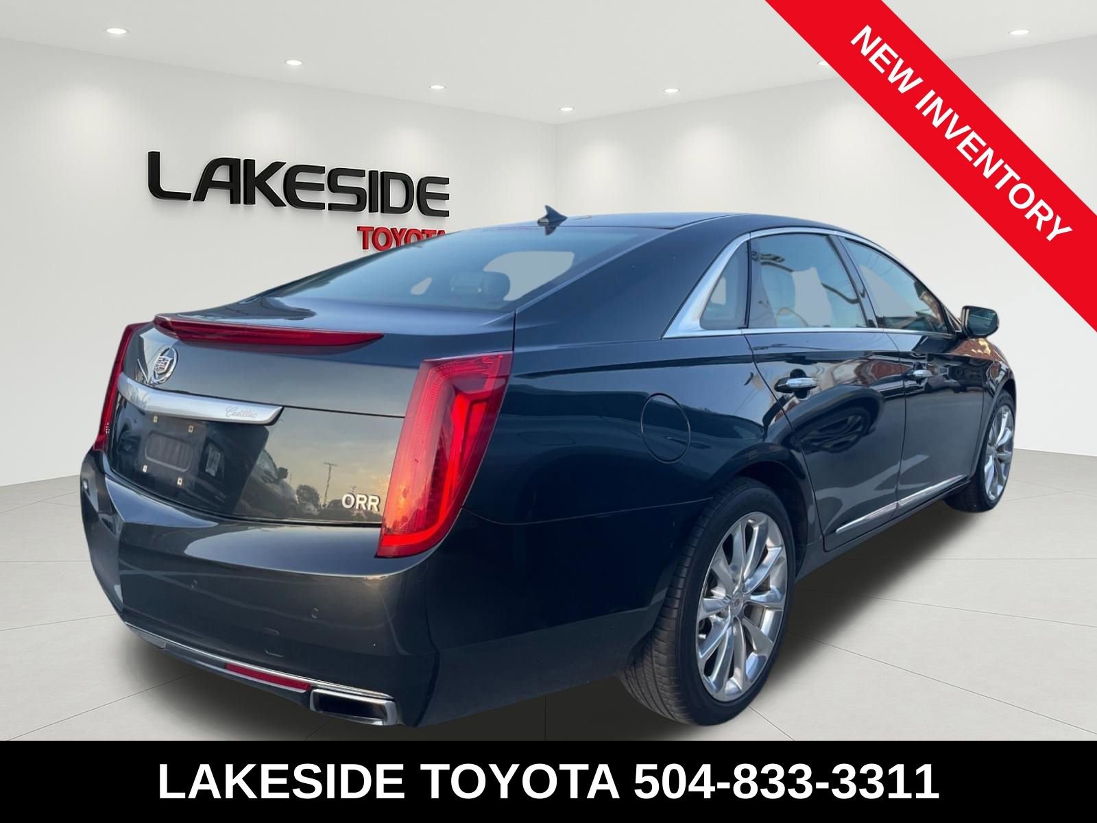 Used 2013 Cadillac XTS Luxury w/ Driver Awareness Package image 5