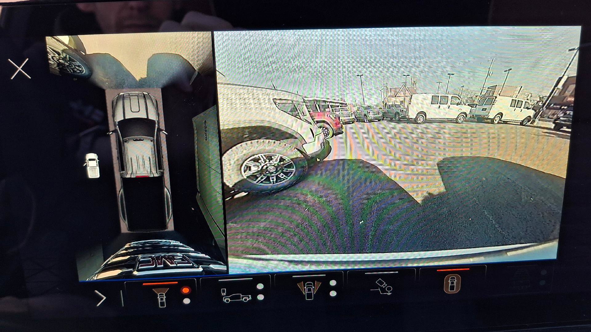 New 2026 GMC Sierra 3500 Denali Ultimate AWD/4WD image 16