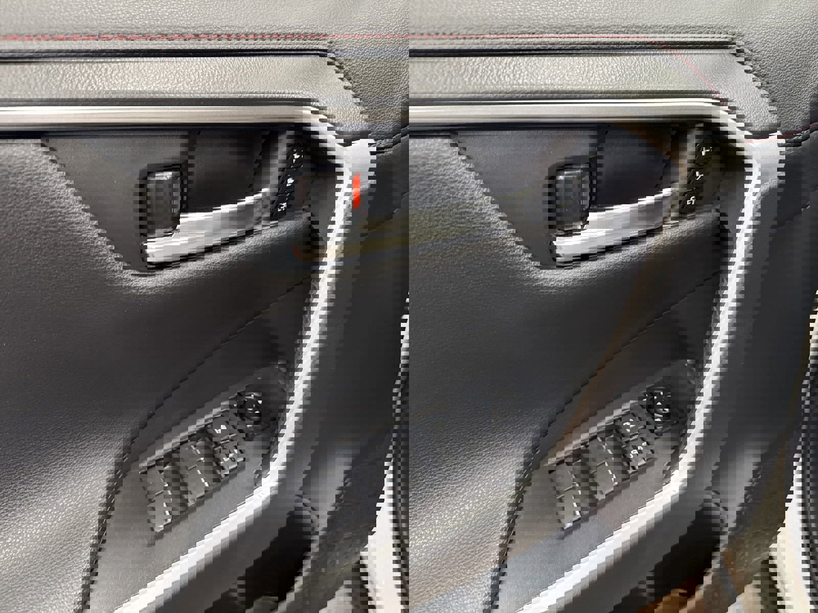 Used 2021 Toyota RAV4 XSE image 29