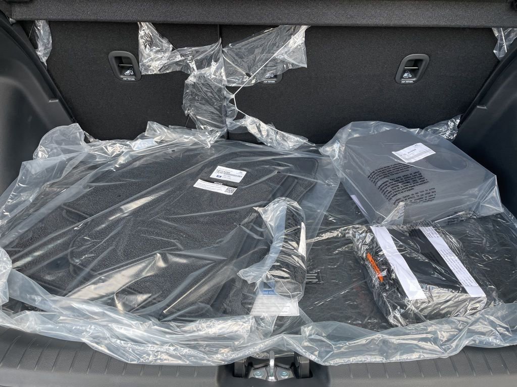 New 2026 Hyundai Venue SE image 16