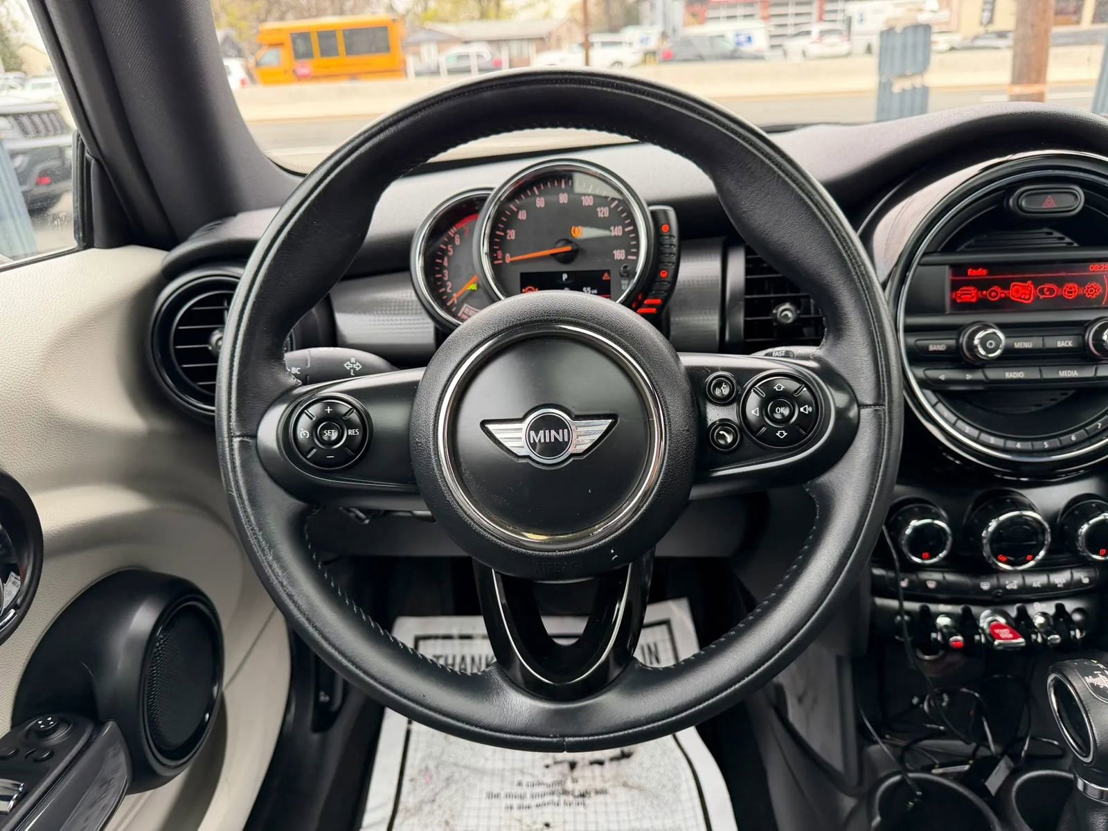 Used 2014 MINI Cooper 2-Door Hardtop image 32