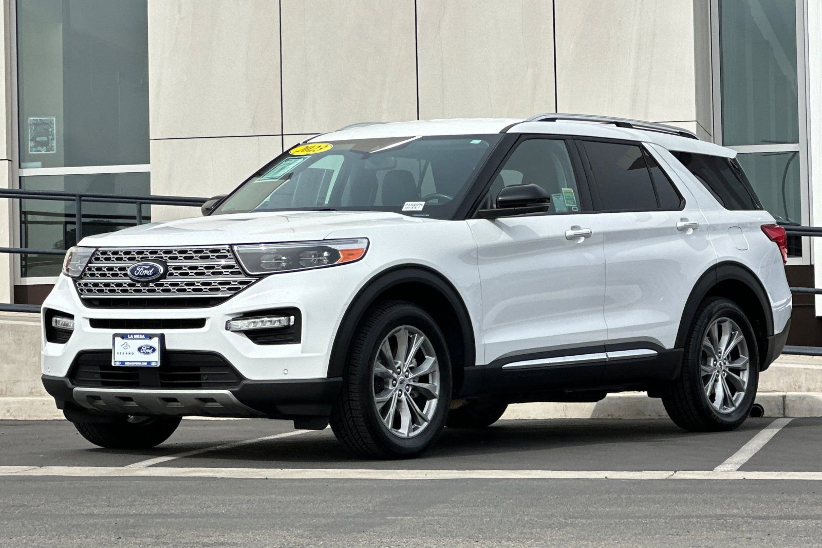 Certified 2023 Ford Explorer Limited w/ Equipment Group 301A AWD/4WD image 7
