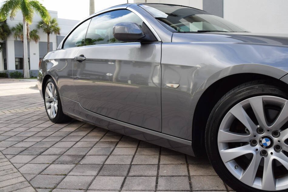 Used 2013 BMW 328i Convertible RWD image 19