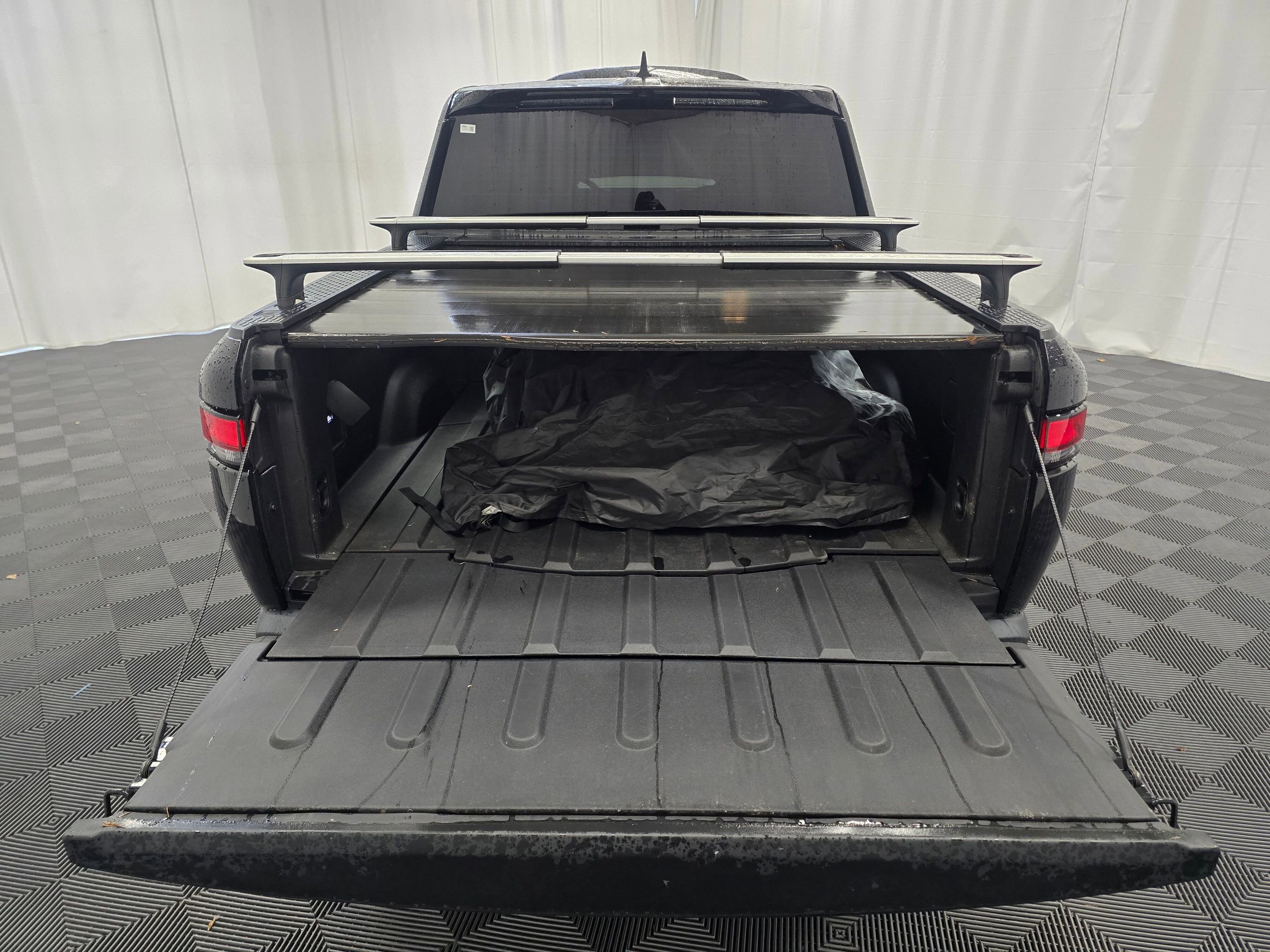 Used 2022 Rivian R1T Adventure image 22