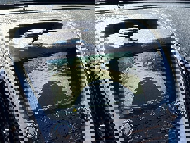 Used 2017 GMC Terrain SLT w/ Open Road Package image 32