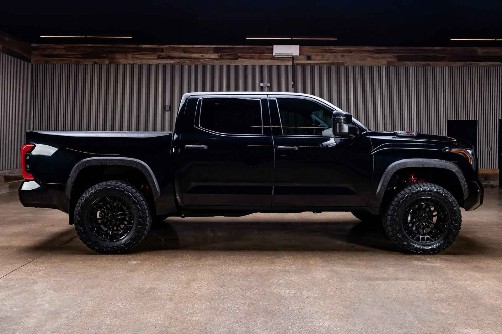 Used 2026 Toyota Tundra TRD Pro w/ TRD Pro Tow Package AWD/4WD image 11