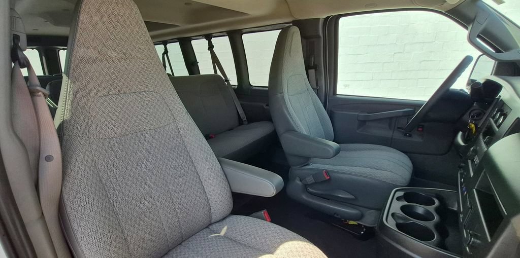 Used 2025 Chevrolet Express 3500 LT w/ LT Preferred Equipment Group RWD image 52