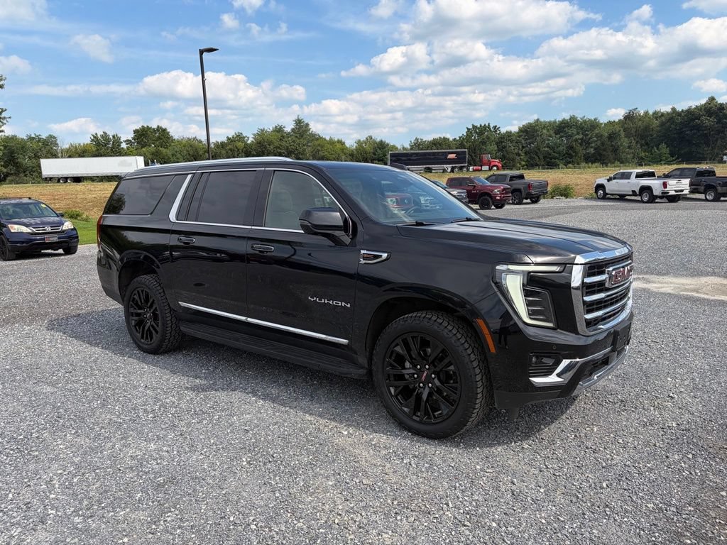 Used 2025 GMC Yukon XL Elevation AWD/4WD image 16