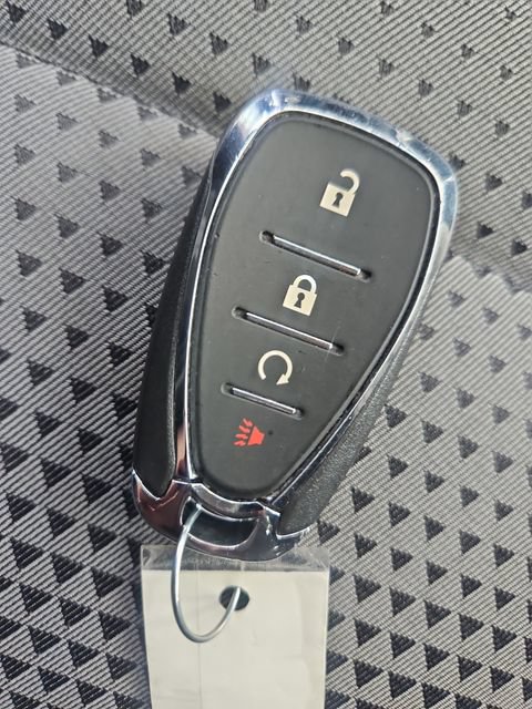 Used 2025 Chevrolet Trax LT FWD image 28