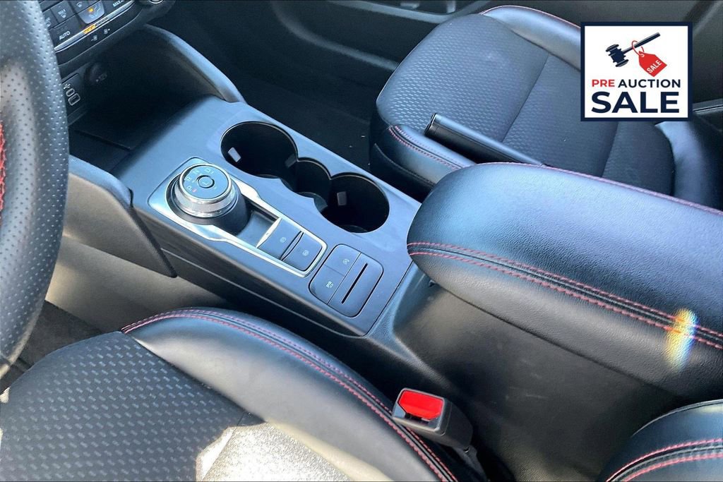 Used 2025 Ford Escape ST-Line AWD/4WD image 17