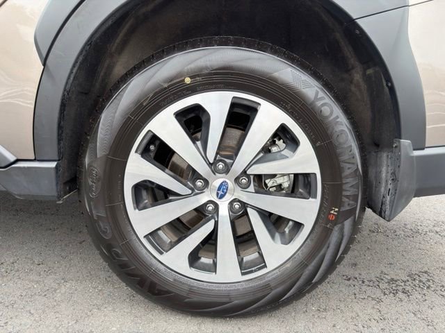 Used 2024 Subaru Outback Premium AWD/4WD image 26