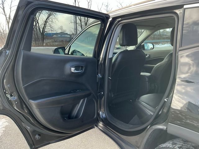 Used 2019 Jeep Compass Limited w/ Safety & Security Group image 18