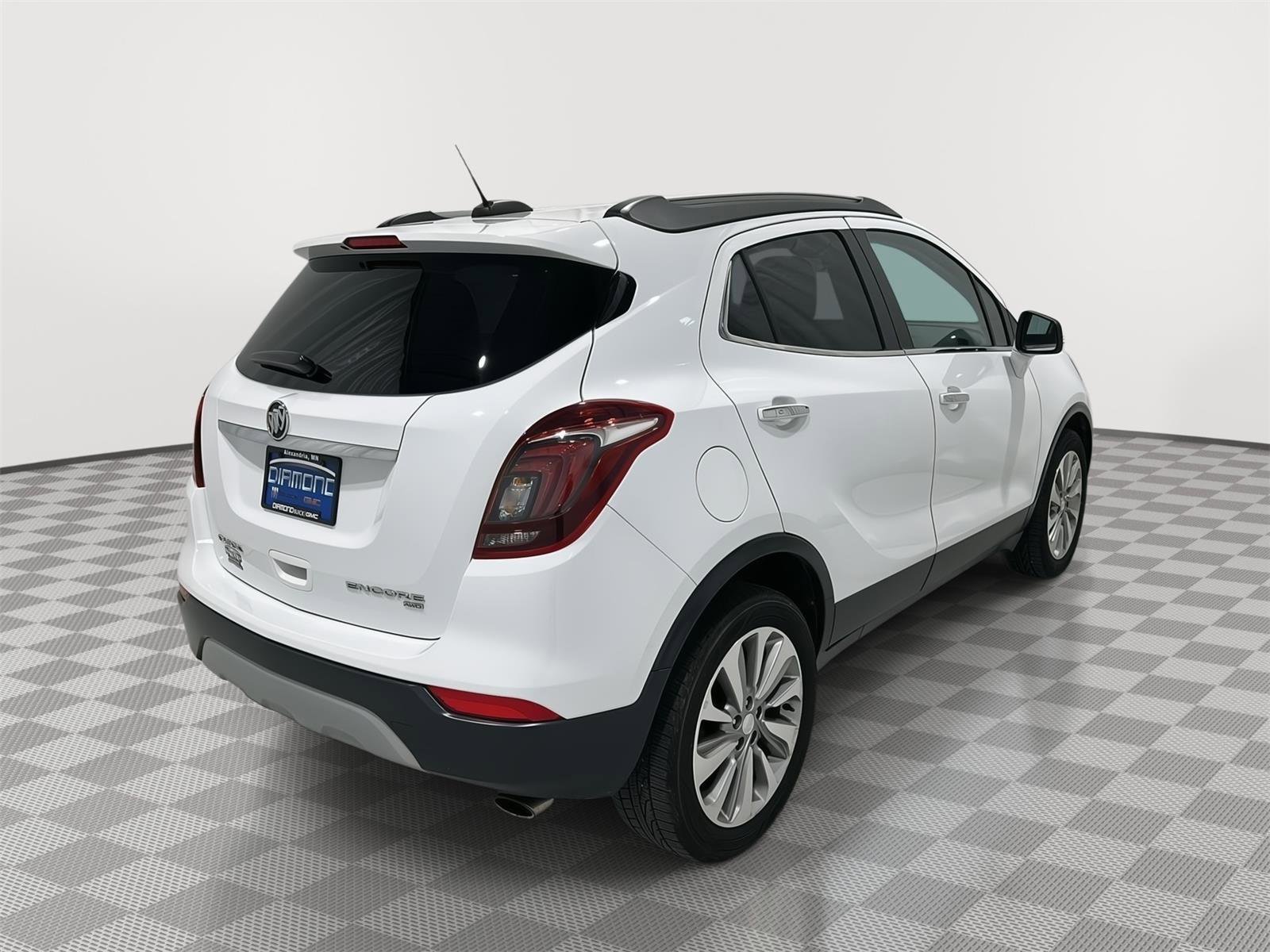 Used 2018 Buick Encore Preferred AWD/4WD image 5