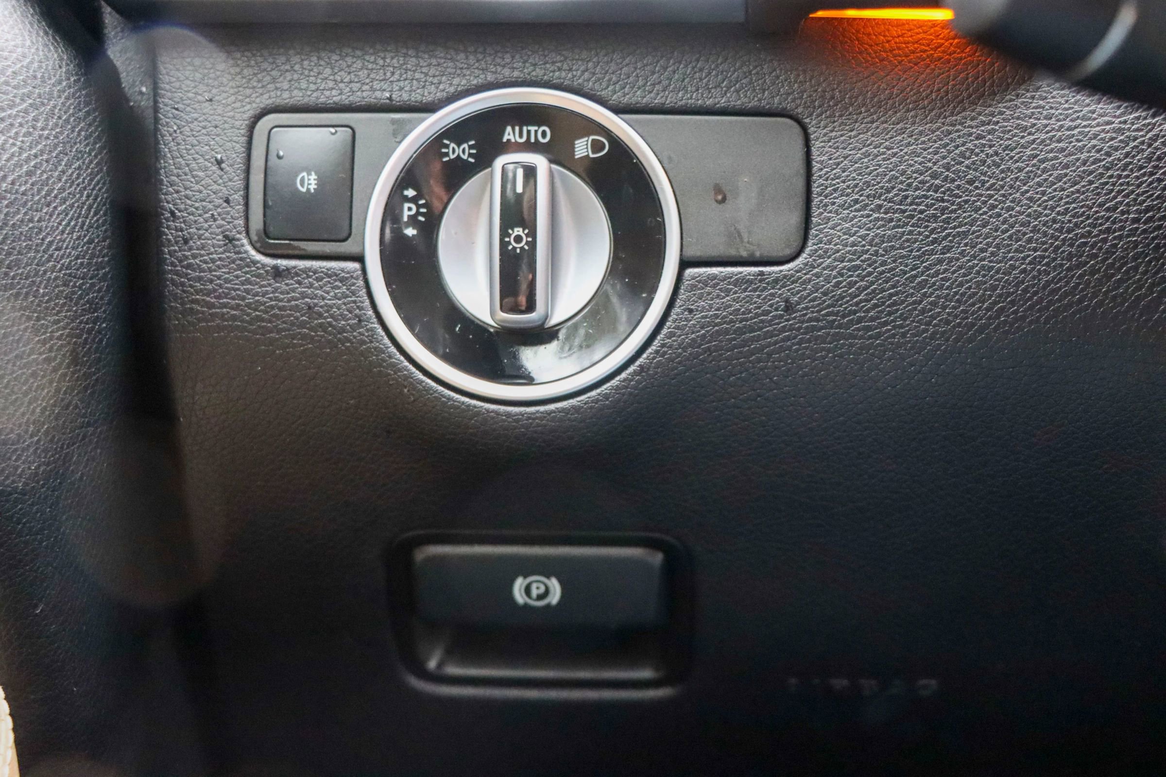 Used 2017 Mercedes-Benz GLS 450 4MATIC image 36