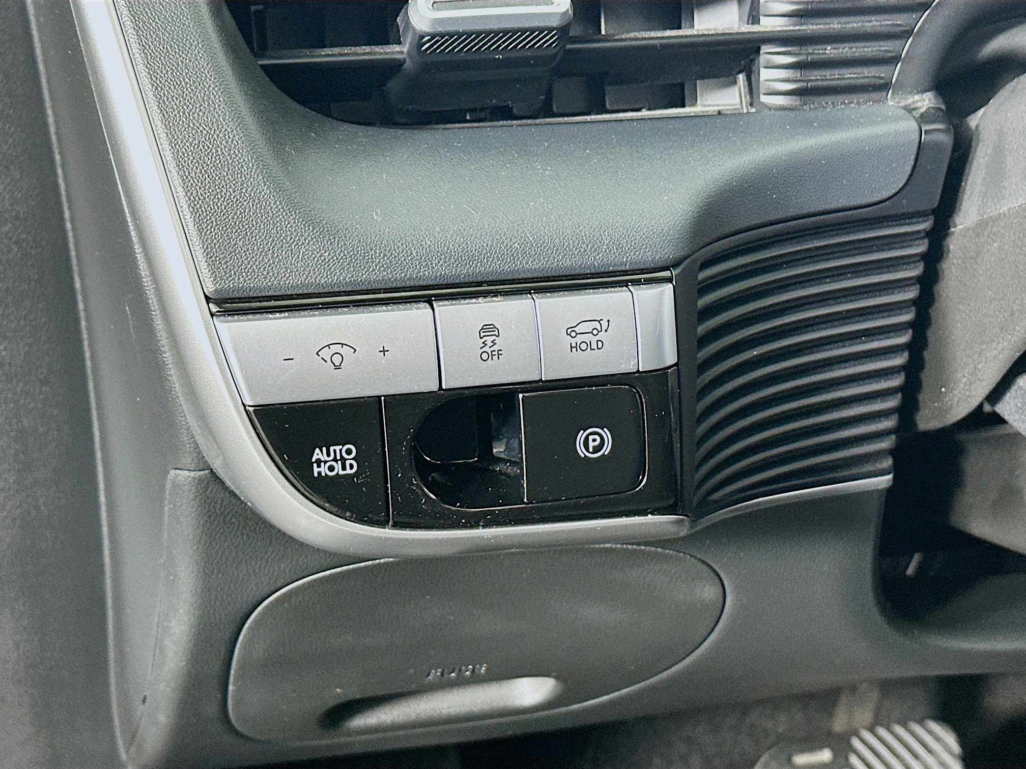 Used 2024 Hyundai Ioniq 5 SEL image 17