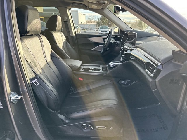 Certified 2025 Acura MDX SH-AWD image 11