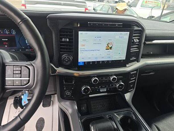 Used 2024 Ford F150 Lariat w/ Equipment Group 502A High AWD/4WD image 7