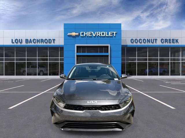 Used 2024 Kia Forte LXS FWD image 3