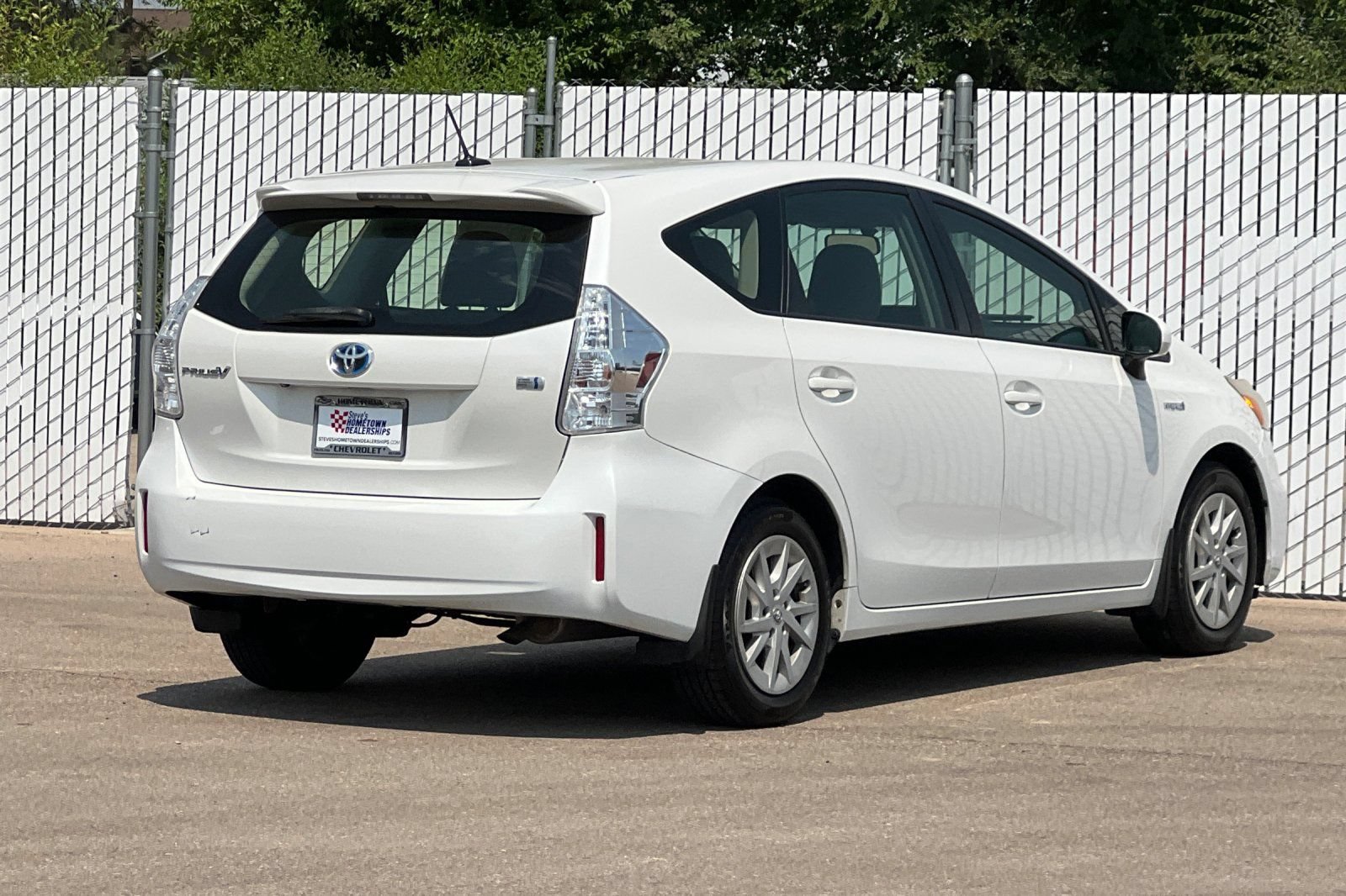 Used 2013 Toyota Prius V Three FWD image 4